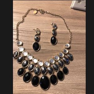Black and gold necklace set